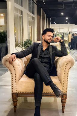 Vishwajeet Upadhyay - Model in Varanasi | www.dazzlerr.com