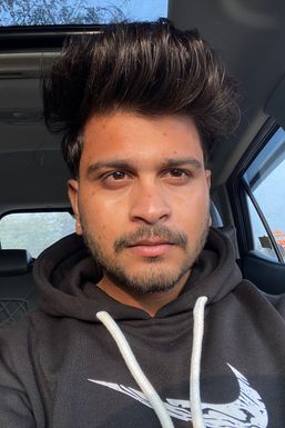 Guru Shrivastava - Actor in Gwalior | www.dazzlerr.com