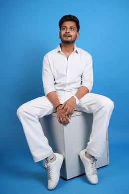 Guru Shrivastava - Actor in Gwalior | www.dazzlerr.com