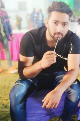 Rahul Sikarwar - Model in Mathura | www.dazzlerr.com