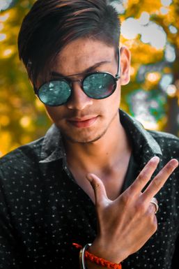 Pranav Bahuguna - Model in Dehradun | www.dazzlerr.com