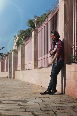 Shubham Sharma - Model in Dhamnod | www.dazzlerr.com