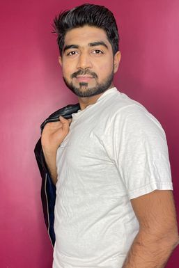 Bisharat Khan - Actor in Mumbai | www.dazzlerr.com