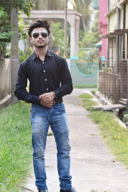 Rudra Banerjee - Model in Kolkata | www.dazzlerr.com