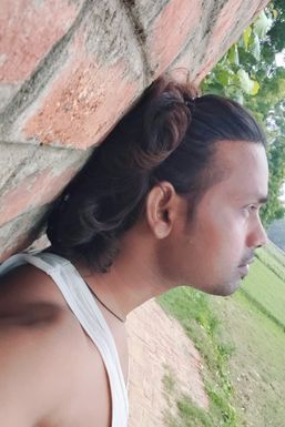 Beeru Kumar - Actor in Mumbai | www.dazzlerr.com