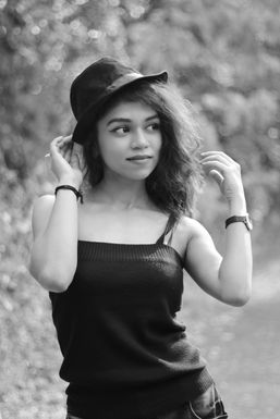 Dazzlerr - Sayali Khot Influencer Navi Mumbai