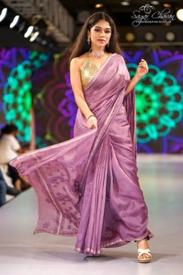 Dazzlerr - Sayali Khot Influencer Navi Mumbai