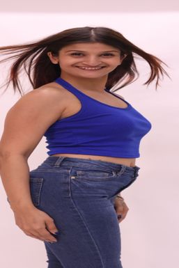 Prachi Pandey - Model in Mumbai | www.dazzlerr.com