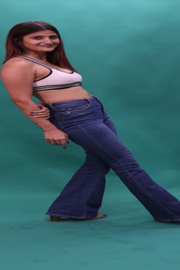 Prachi Pandey - Model in Mumbai | www.dazzlerr.com