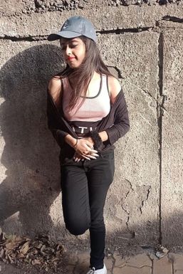 Honeysha Kanjan - Model in Surat | www.dazzlerr.com