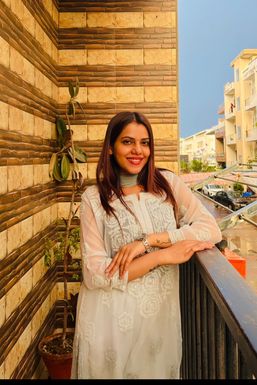 Usha Kumari - Model in Chandigarh | www.dazzlerr.com