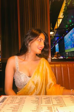 Riya Mishra - Model in Delhi | www.dazzlerr.com