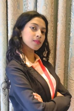 Shubhangi - Anchor in New Delhi | www.dazzlerr.com
