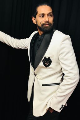 Mastikhorpraveen - Actor in Darbhanga | www.dazzlerr.com