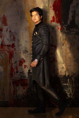 Nikhil Kumar - Actor in  | www.dazzlerr.com