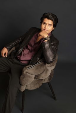 Nikhil Kumar - Actor in  | www.dazzlerr.com