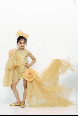 Nayonika Jain - Model in  | www.dazzlerr.com